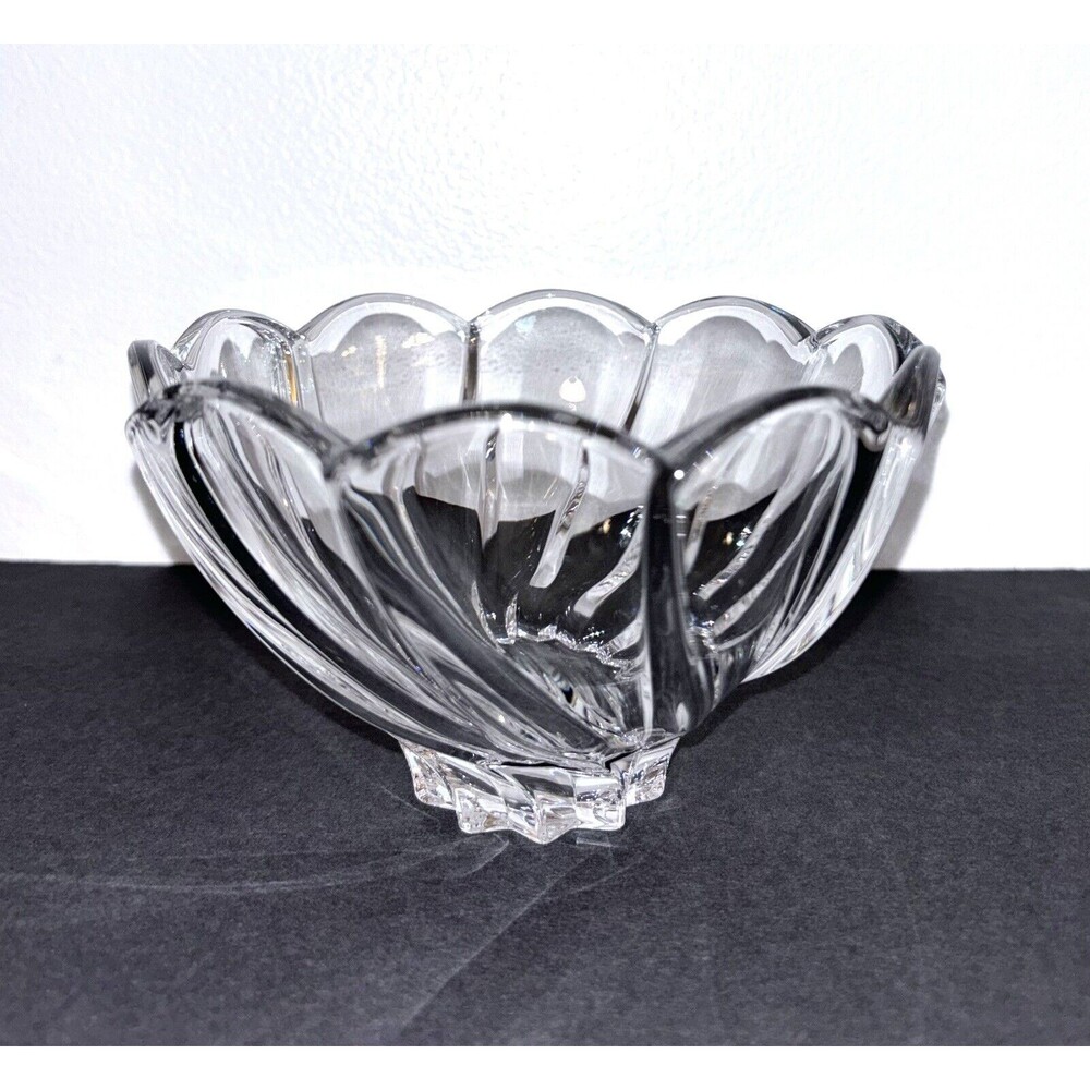 Waterford Marquis Crystal Bowl Windflower 5" Scalloped Rim Swirl Round